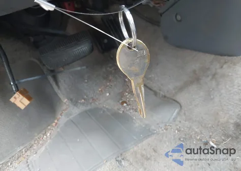 2000 Nissan Frontier Desert Runner Se-V6/Desert Runner Xe-V6 из США, поврежденный, VIN 1N6ED26T4YC309310